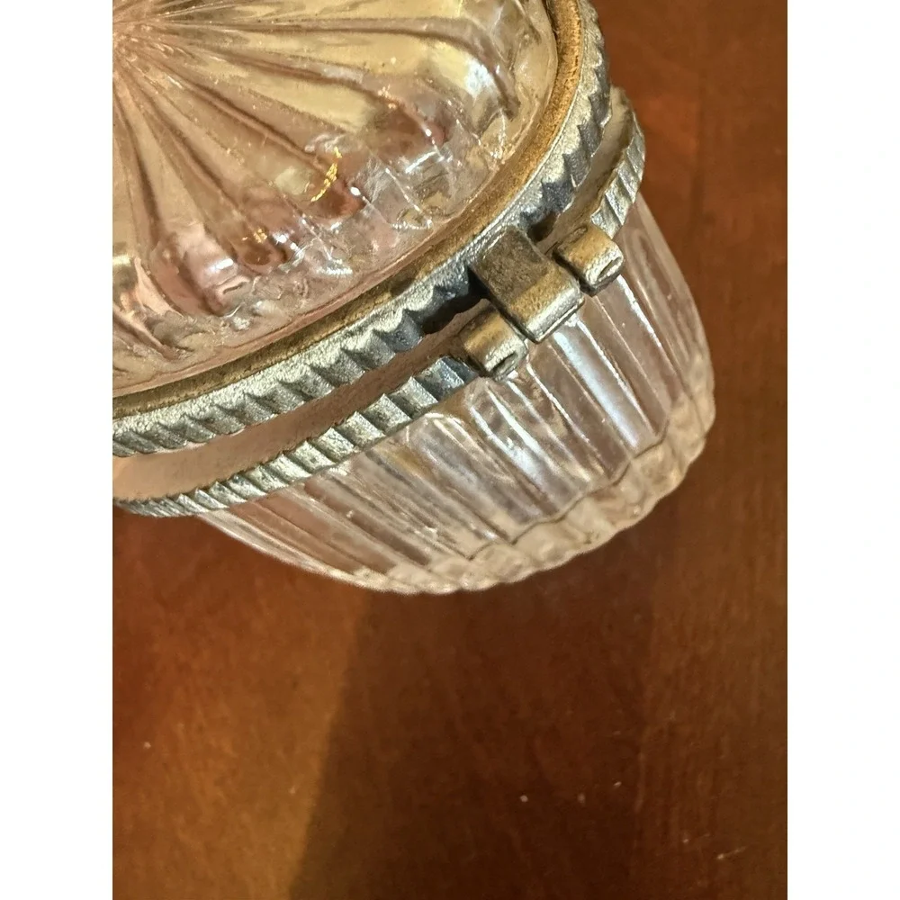 vintage lead crystal heart trinket box bow lid hinged jewelry box‎ taiwan